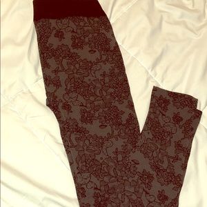 Super Cute, Floral Leggings!